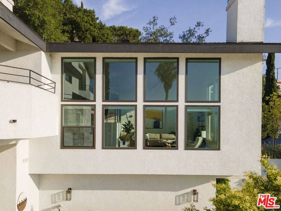 Glendale, CA 91205,1320 Romulus DR