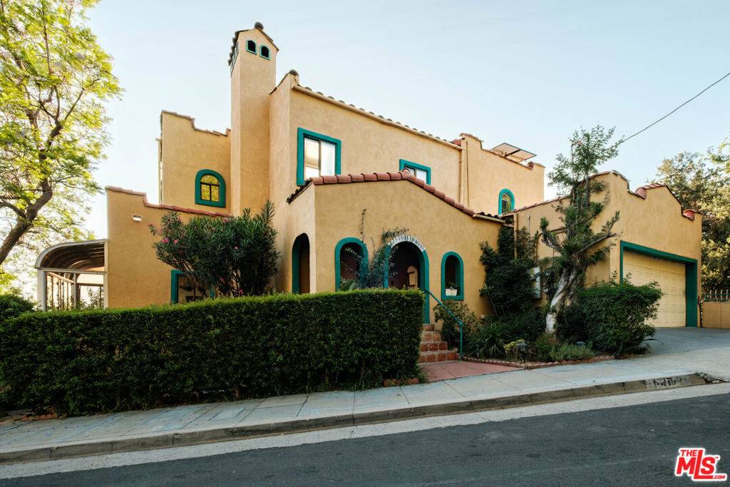Los Angeles, CA 90042,1417 Nolden ST