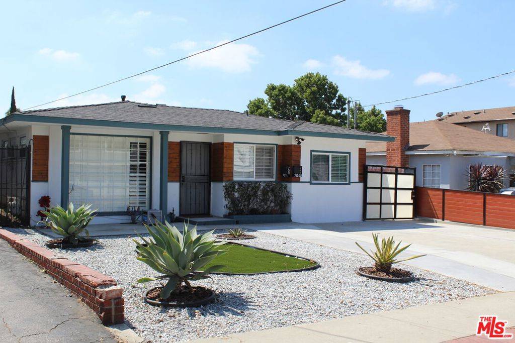 710 Venice WAY #1-2, Inglewood, CA 90302