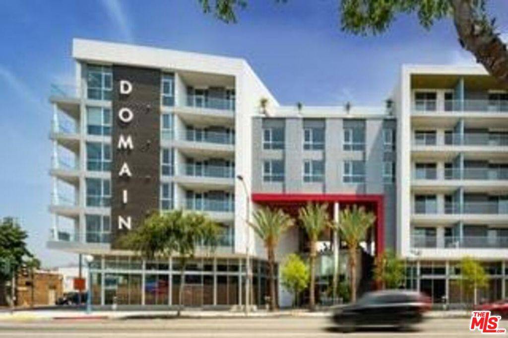 West Hollywood, CA 90046,7141 Santa Monica BLVD #502