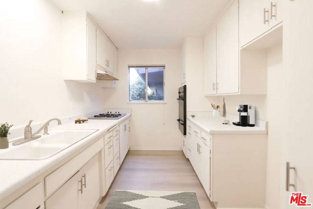 Studio City, CA 91604,12958 Valleyheart DR #3