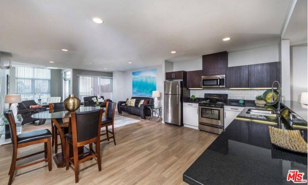 Long Beach, CA 90802,245 PINE AVE #507