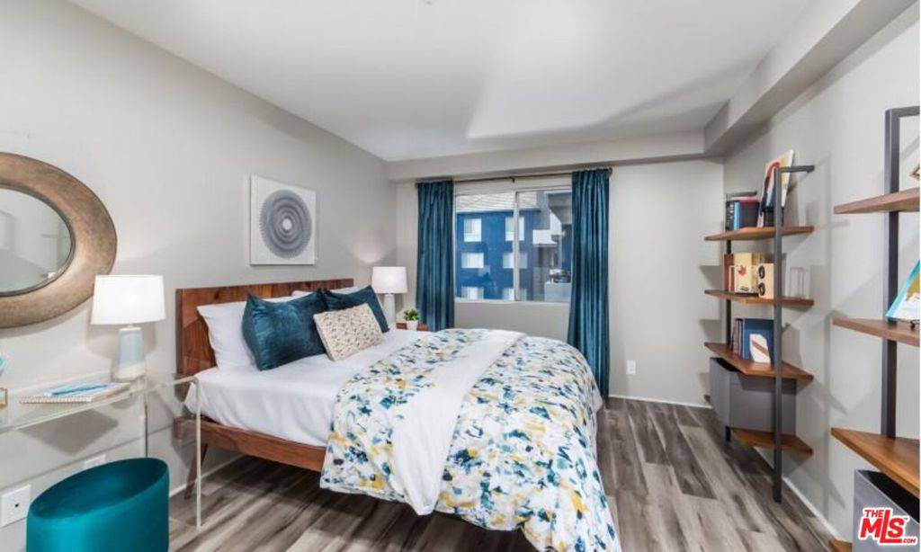 Long Beach, CA 90802,245 PINE AVE #629