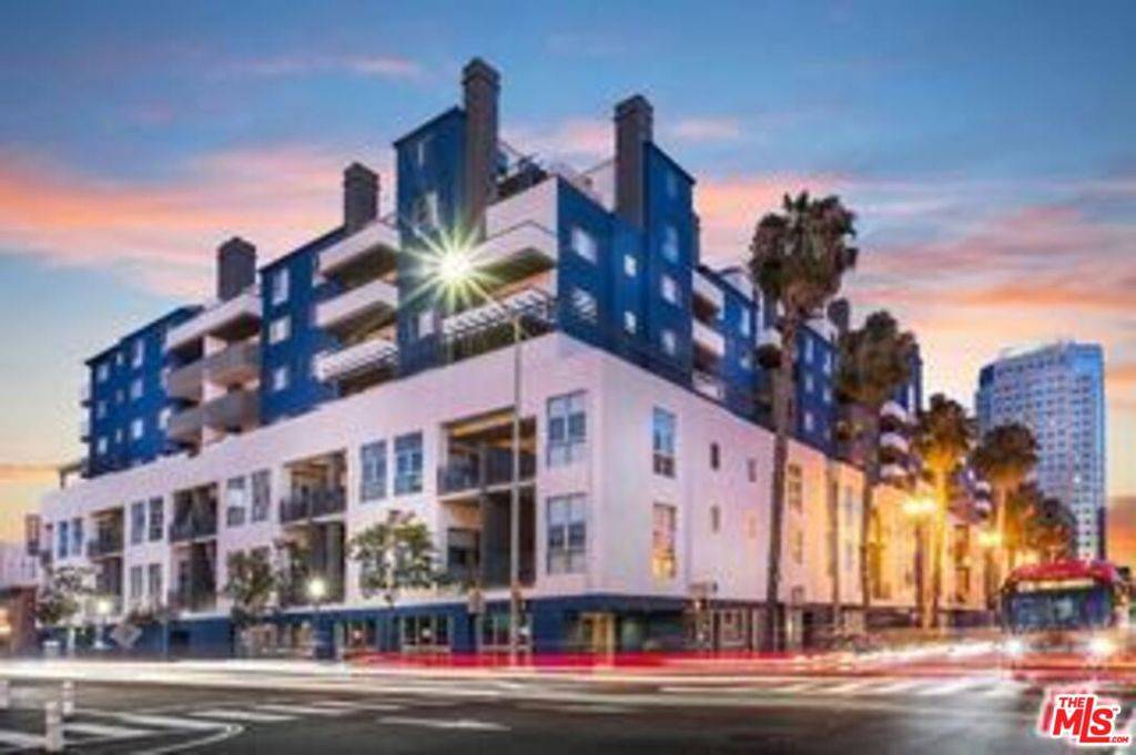 245 PINE AVE #402, Long Beach, CA 90802