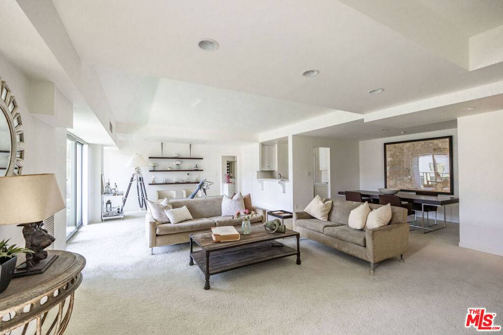 1155 N La Cienega BLVD #509, West Hollywood, CA 90069