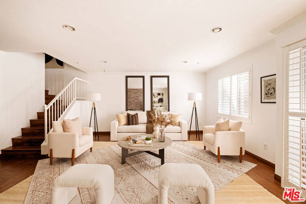 Santa Monica, CA 90405,1212 Ocean Park BLVD #2