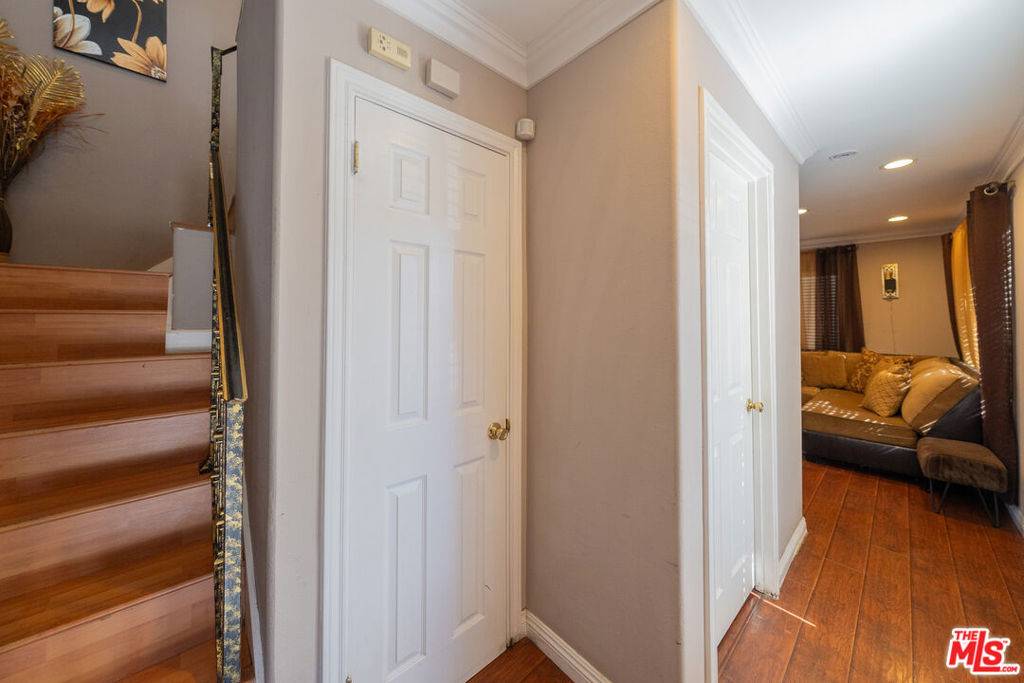 North Hollywood, CA 91606,6742 Morella AVE