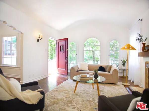 7614 Romaine ST, West Hollywood, CA 90046