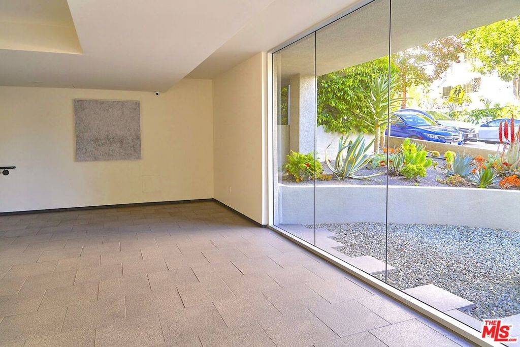 West Hollywood, CA 90069,9005 Cynthia ST #412