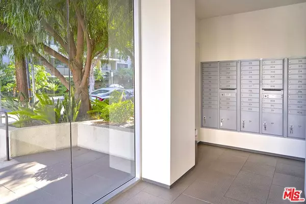 West Hollywood, CA 90069,9005 Cynthia ST #412