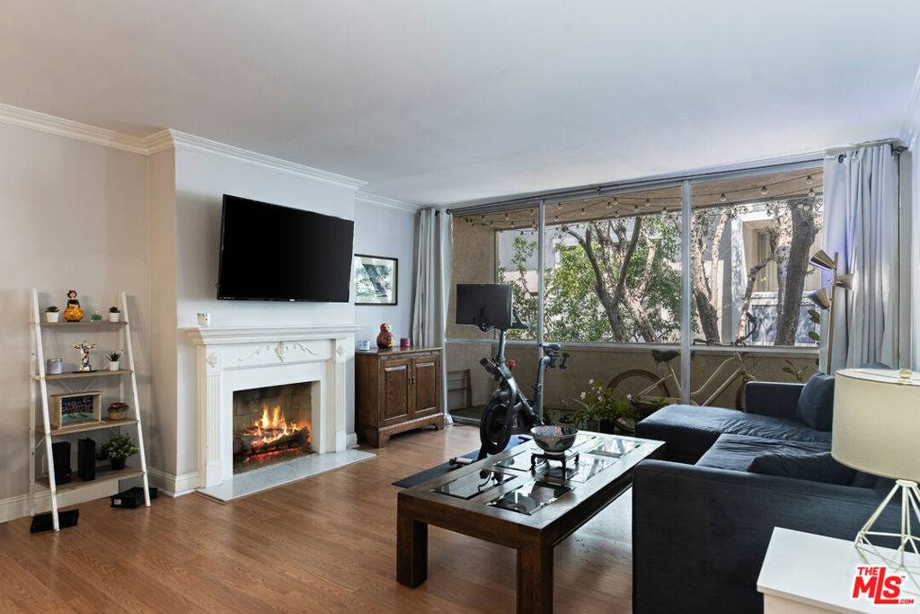 Culver City, CA 90230,6375 Green Valley CIR #212
