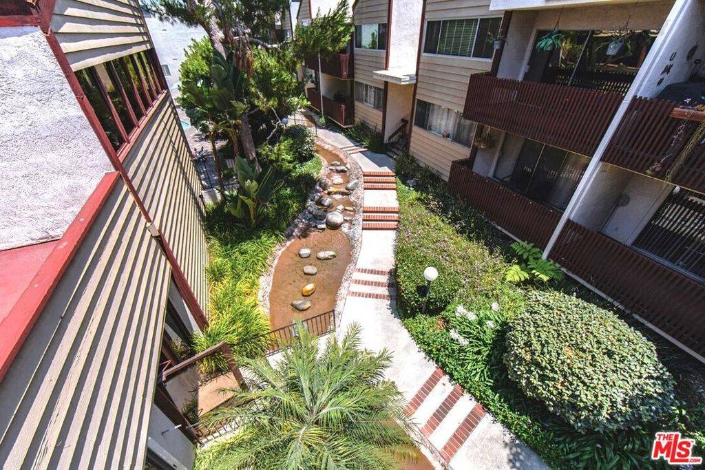 Culver City, CA 90230,6000 CANTERBURY DR #D301