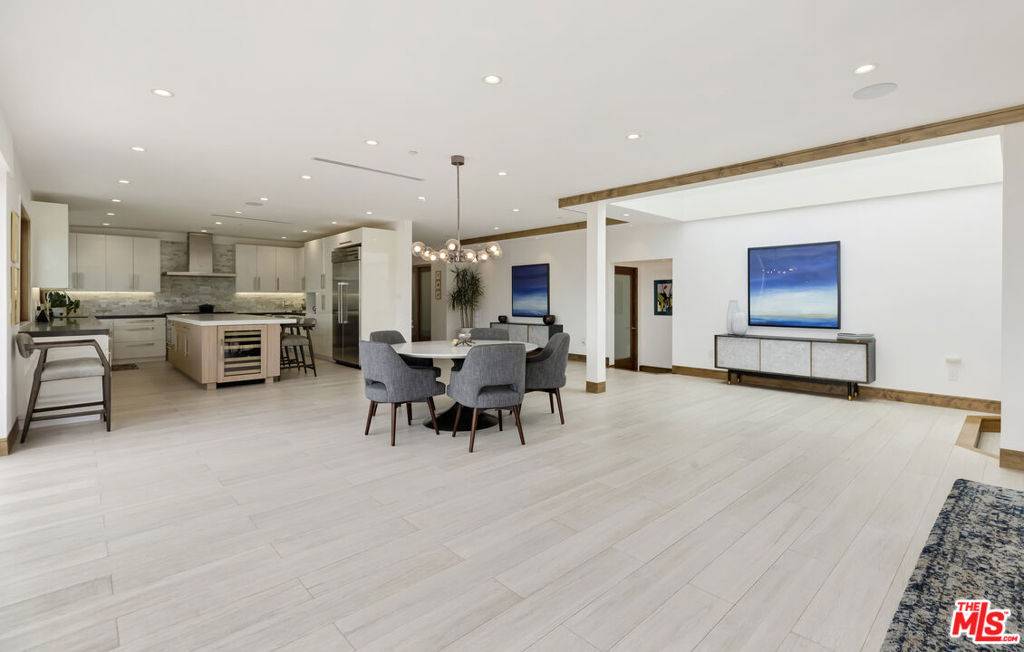 Pacific Palisades, CA 90272,1332 El Hito CIR