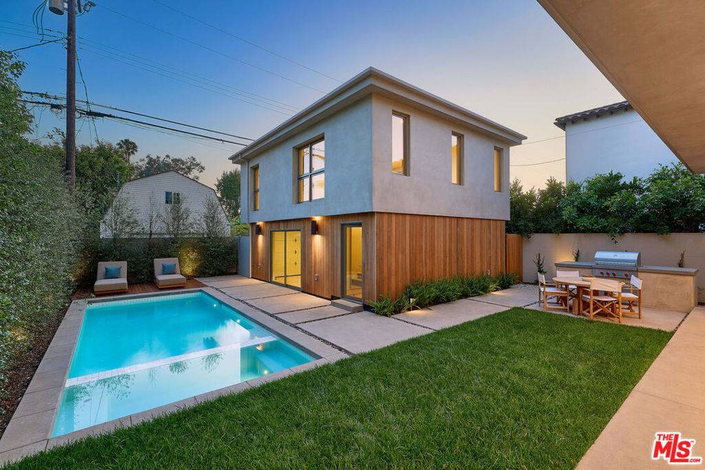 Venice, CA 90291,2307 Louella AVE