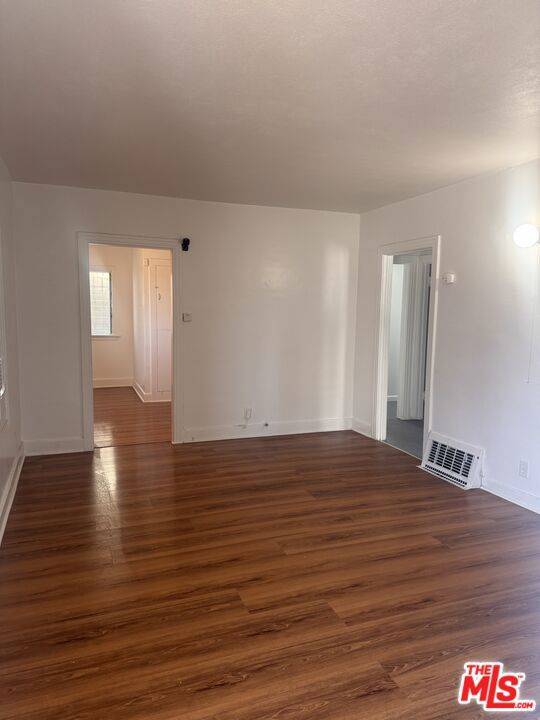 Los Angeles, CA 90019,1650 S Rimpau BLVD