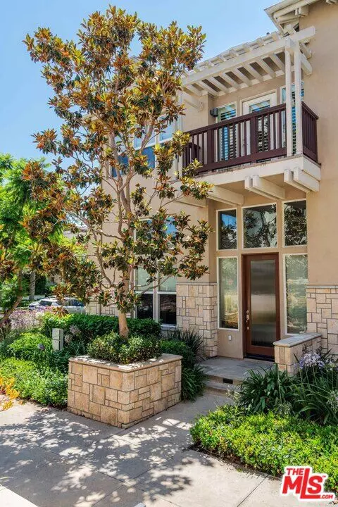 Playa Vista, CA 90094,6011 Dawn #8