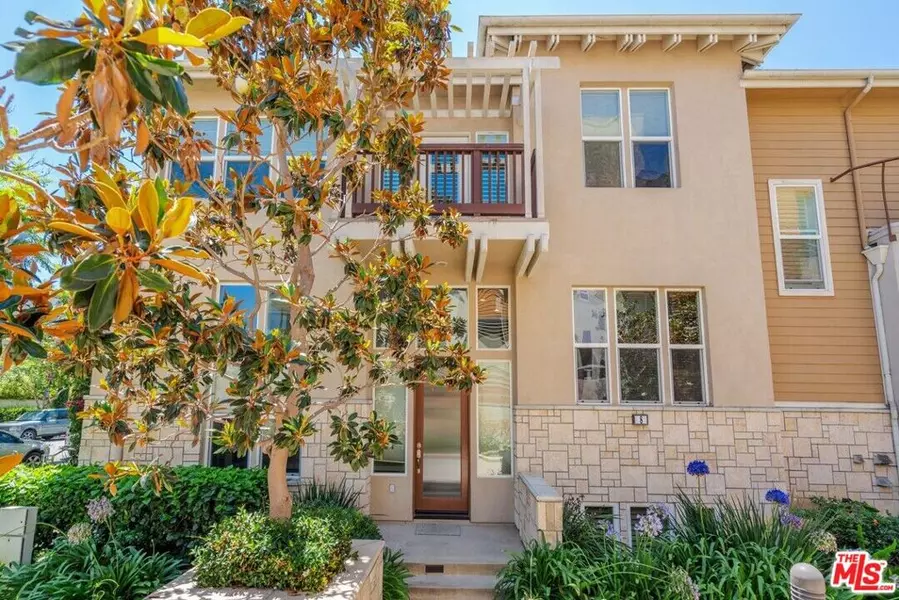 6011 Dawn #8, Playa Vista, CA 90094