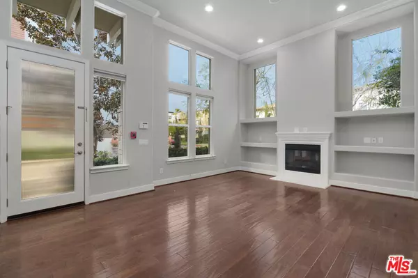 Playa Vista, CA 90094,6011 Dawn #8