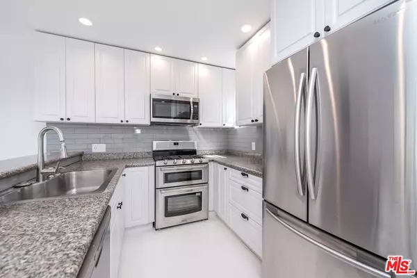Malibu, CA 90265,29235 Heathercliff RD #7