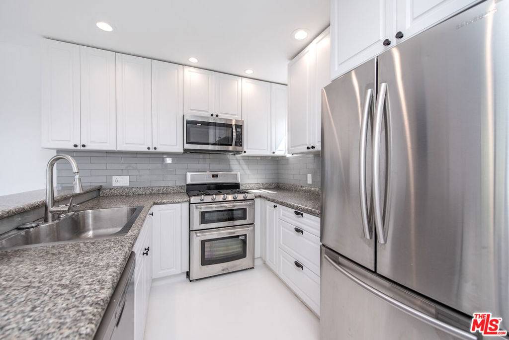 Malibu, CA 90265,29235 Heathercliff RD #7
