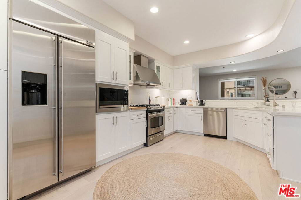 13031 Villosa PL #102, Playa Vista, CA 90094