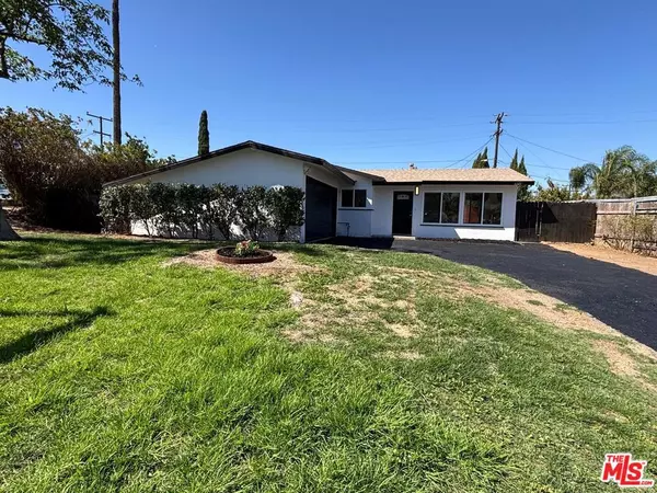 6325 Olive ST, Jurupa Valley, CA 92509