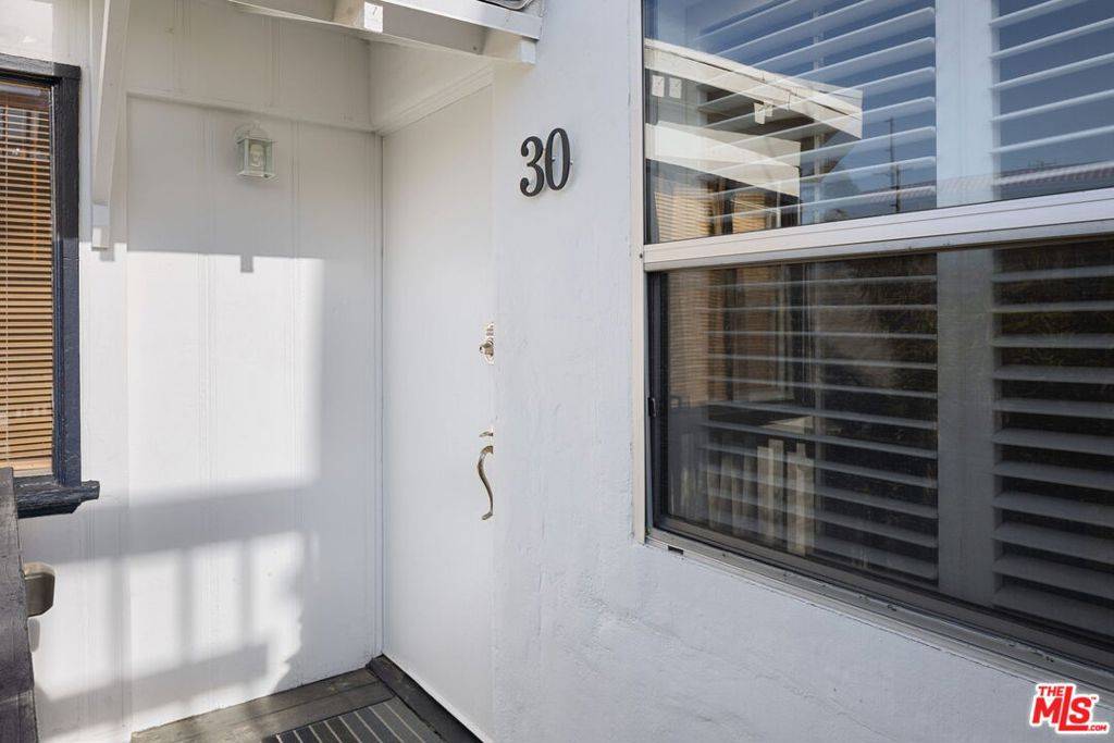 Venice, CA 90291,30 24th PL