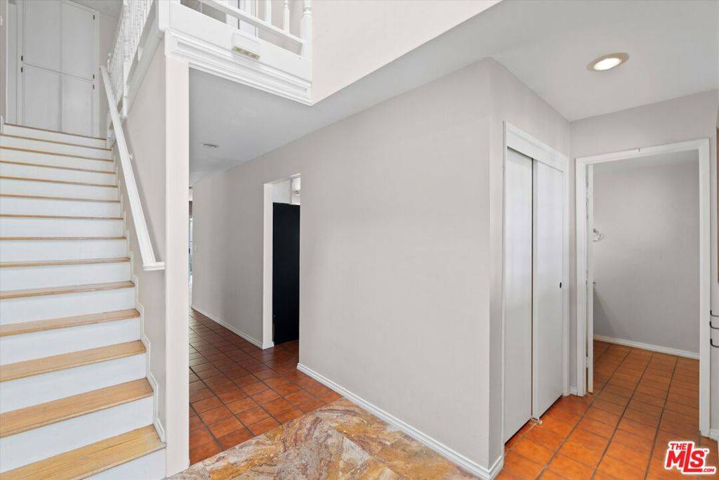 Redondo Beach, CA 90278,2212 Curtis AVE #B