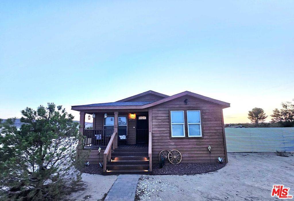 3838 Indian Cove RD, CA 92277