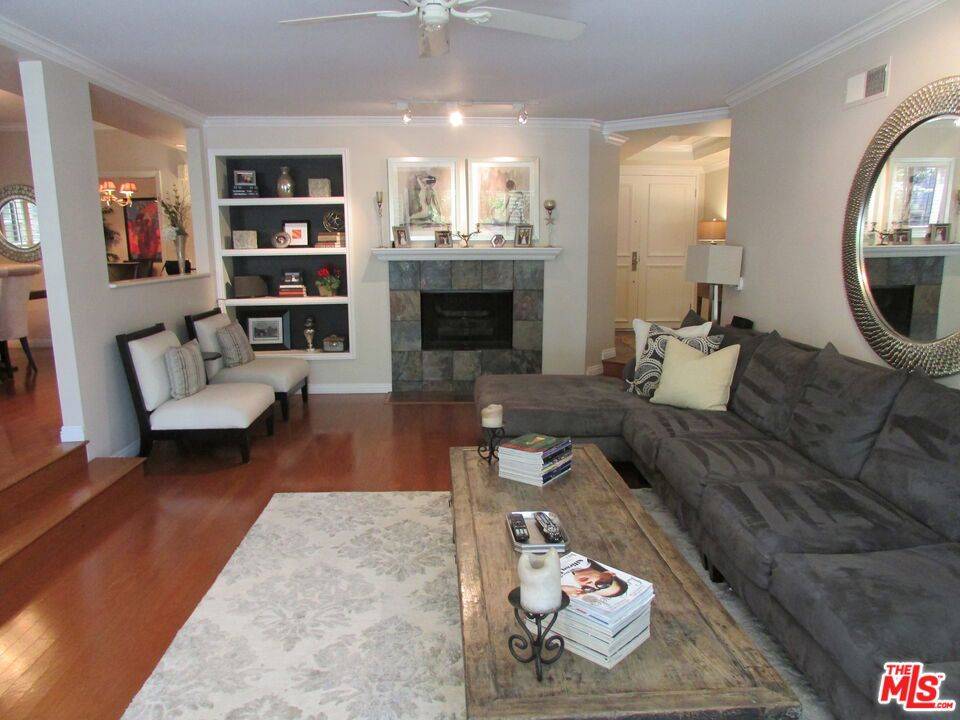 1550 Greenfield AVE #201, Los Angeles, CA 90025