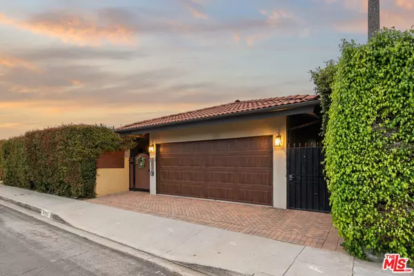 Los Angeles, CA 90008,4309 Don Carlos DR