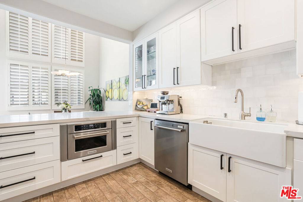 Playa Vista, CA 90094,7100 Playa Vista DR #406
