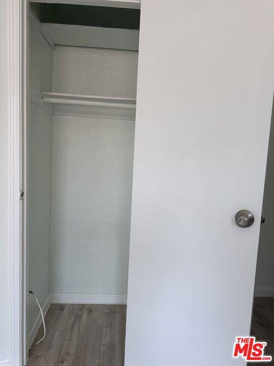 Los Angeles, CA 90006,920 S Hobart BLVD #404