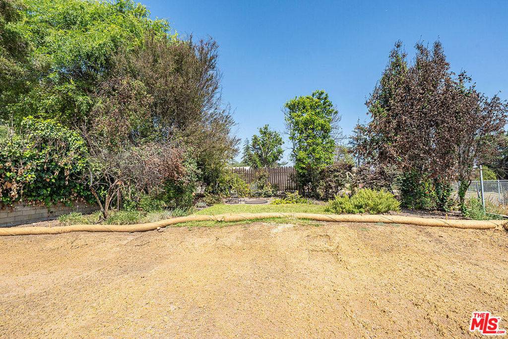 Altadena, CA 91001,2876 Saint James PL