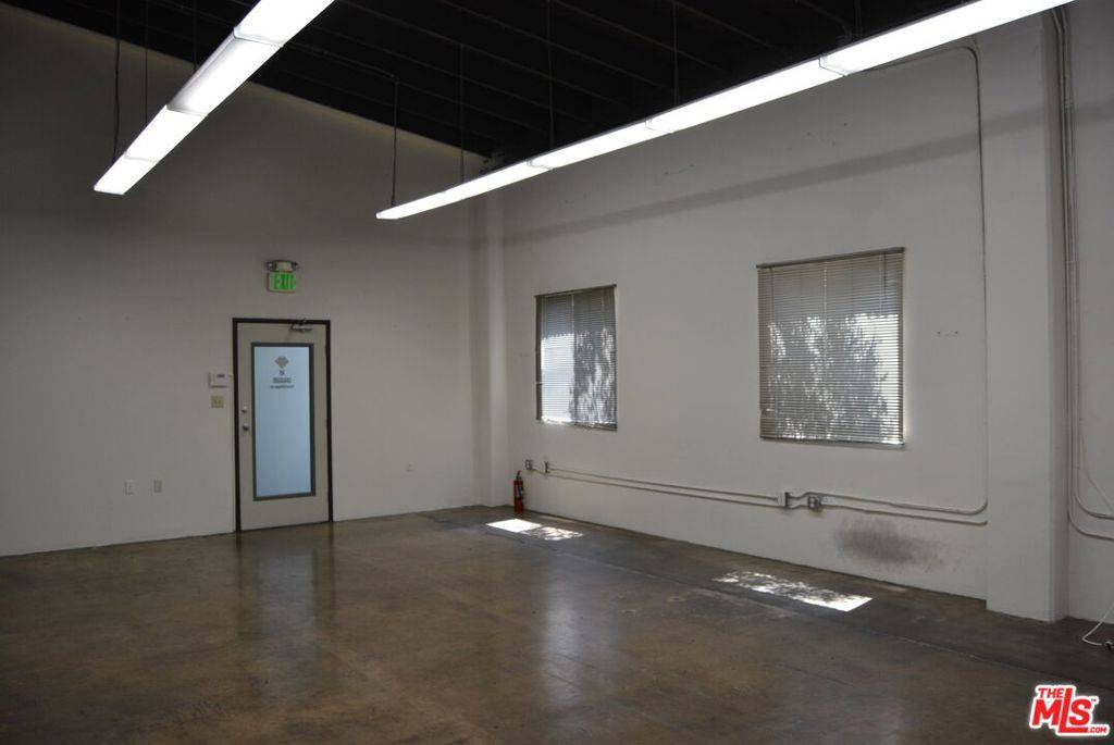 Culver City, CA 90232,9469 Jefferson BLVD #101