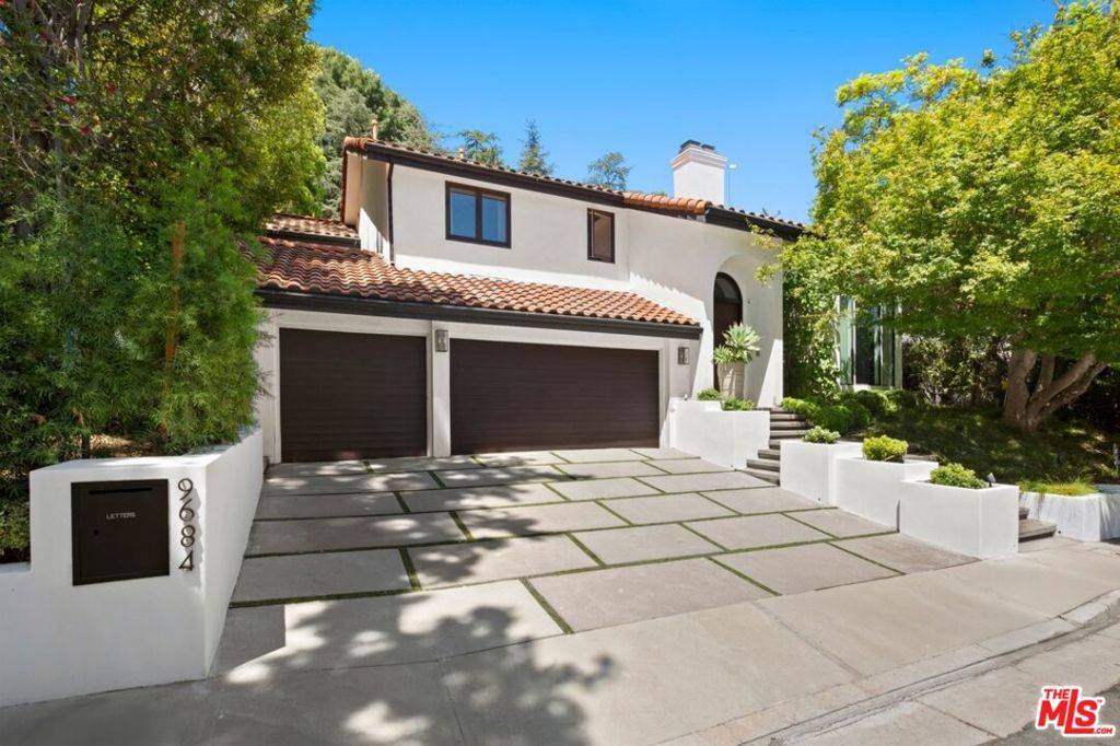 9684 Wendover DR, Beverly Hills, CA 90210