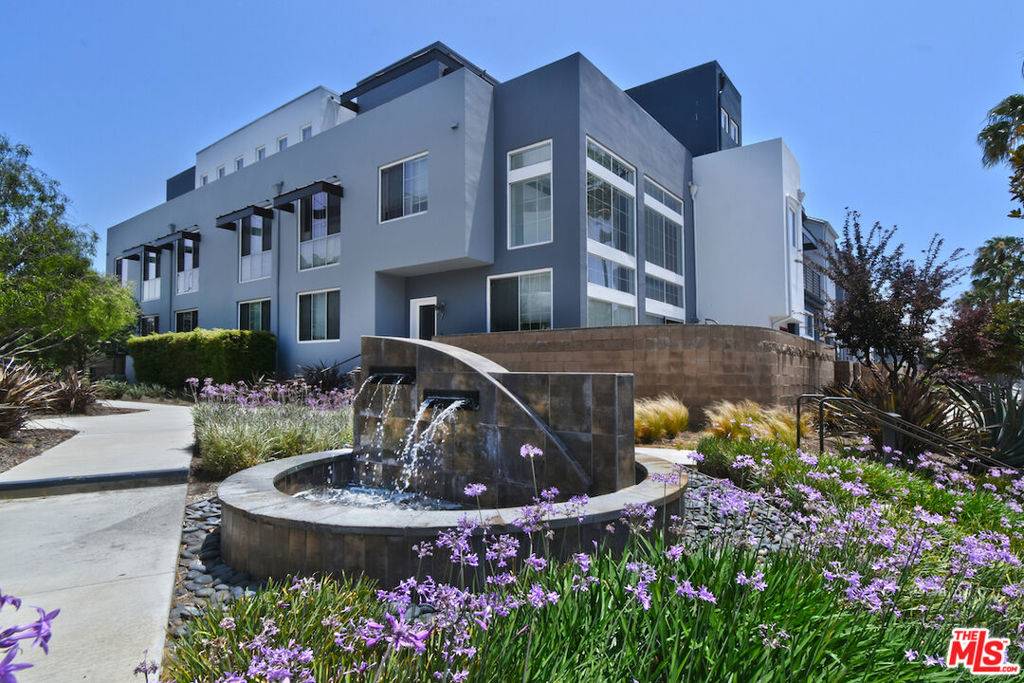 Playa Vista, CA 90094,5350 Playa Vista DR #14