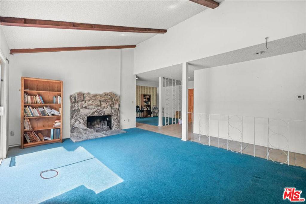 Sylmar, CA 91342,13926 Lakeside ST