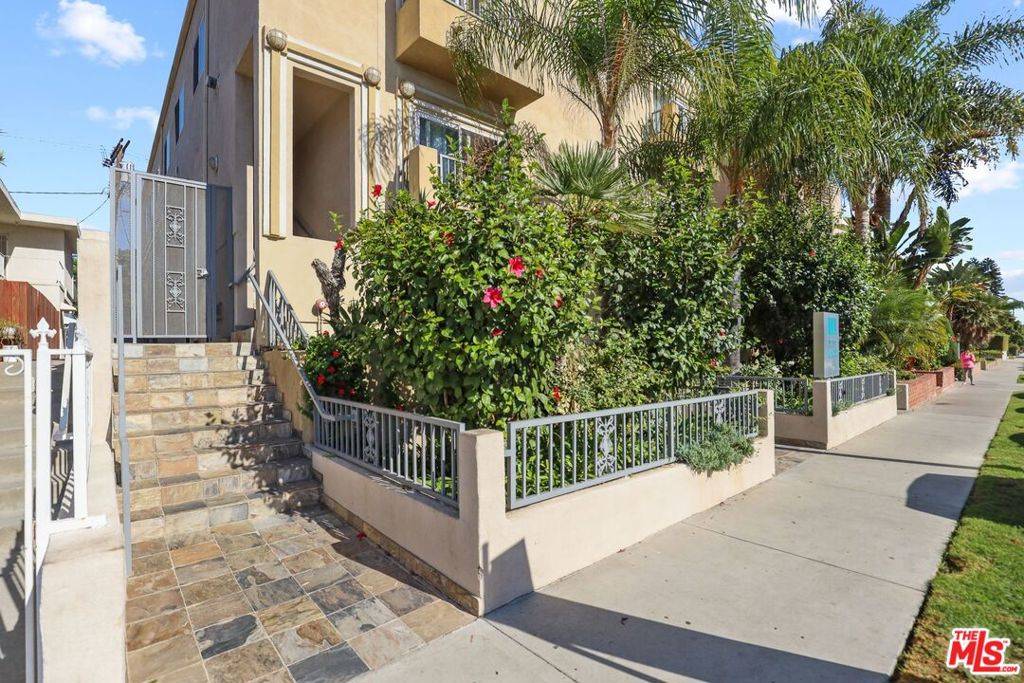 1650 Colby AVE #1, Los Angeles, CA 90025