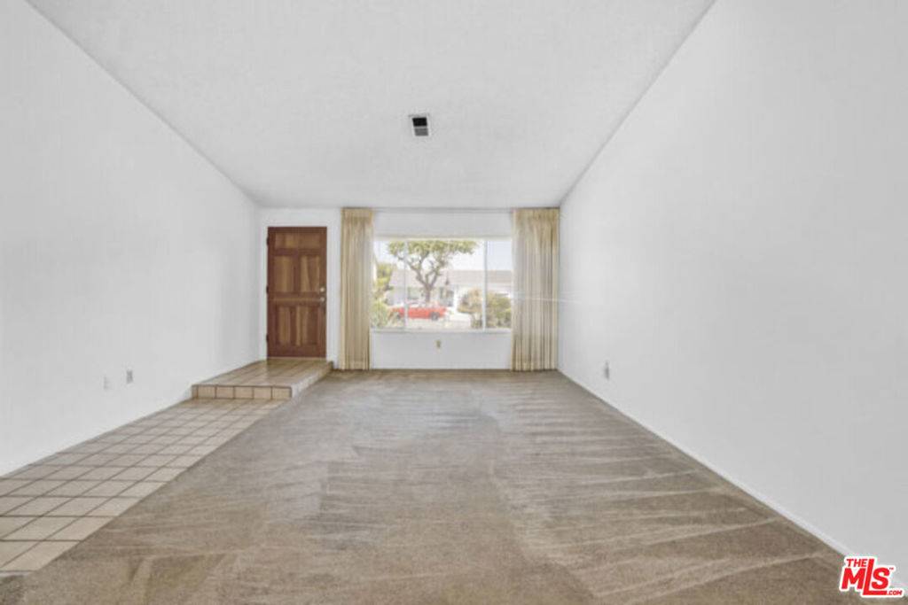 Harbor City, CA 90710,23420 Sidlee PL