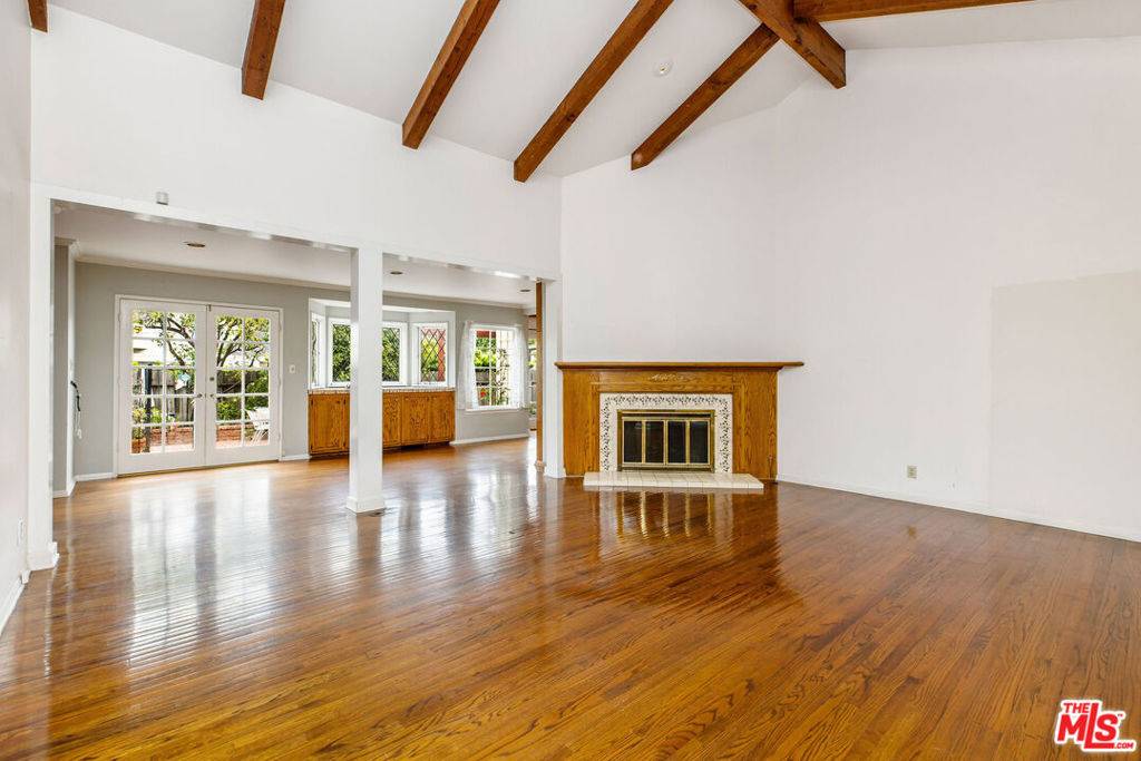 Los Angeles, CA 90064,3209 Patricia AVE