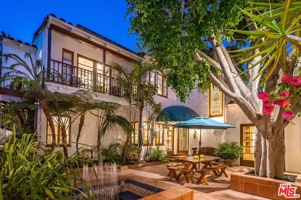 Los Angeles, CA 90046,7825 Hillside AVE