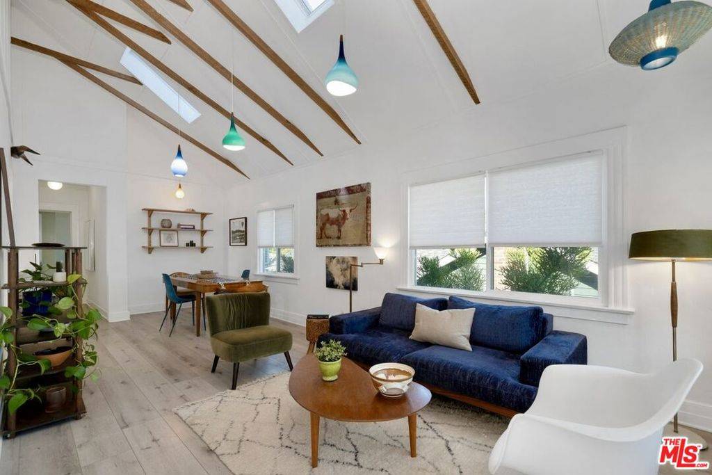 1631 Champlain TER, Los Angeles, CA 90026