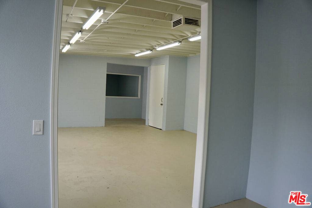 Huntington Park, CA 90255,2503 Randolph ST