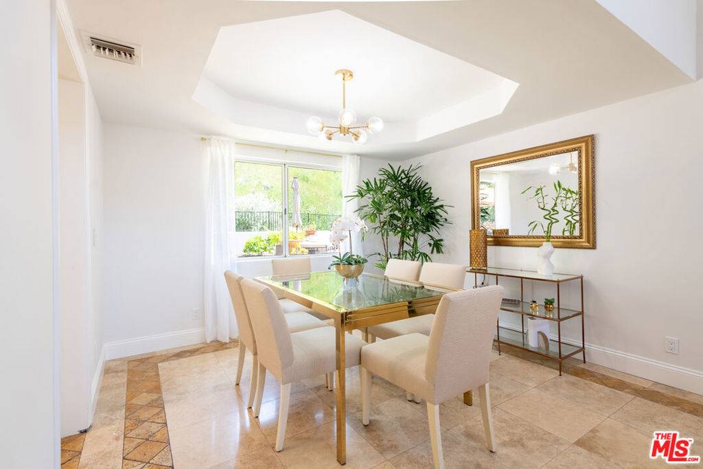 Calabasas, CA 91302,26004 Trana CIR