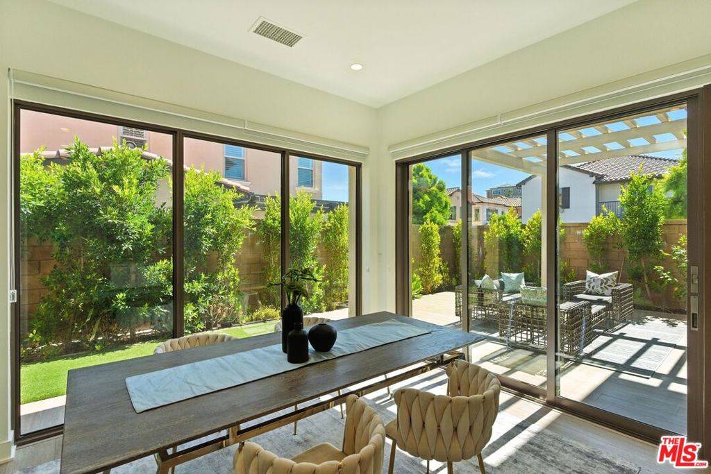 Irvine, CA 92618,182 Plum Lily