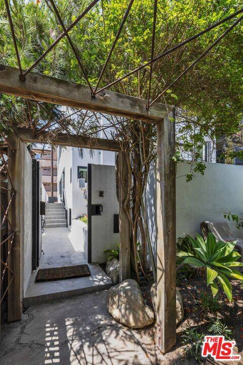 Marina Del Rey, CA 90292,15 Reef ST