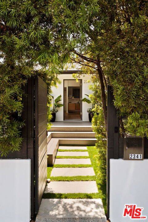 Venice, CA 90291,2341 Clement AVE