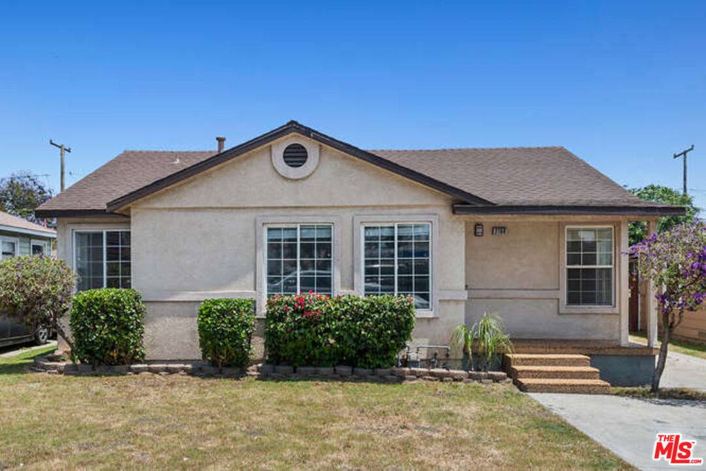 2164 S Victoria AVE, Ventura, CA 93003