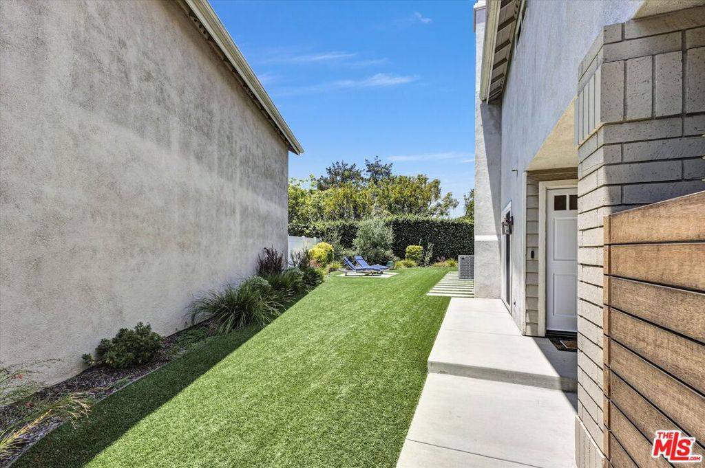Inglewood, CA 90305,3741 Rutherford CT